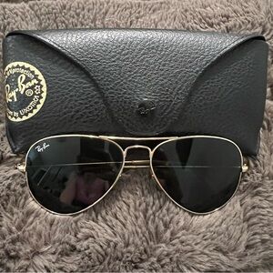Black and Gold RayBan Aviator Sunglasses